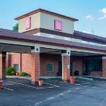 DTE Energy Music Theatre Hotels - Palace Inn Orion
