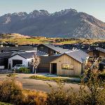 3 mins to Remarkable resort