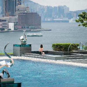 Four Seasons Hotel Hong Kong