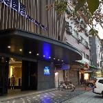 The Riverside Hotel International