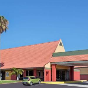 Days Inn Cocoa Cruiseport West At I-95/524