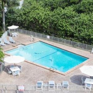 Days Inn by Wyndham Fort Lauderdale-Oakland Park Airport N