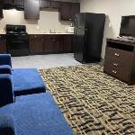 Whitehaven High School Hotels - Days Inn and Suites Collierville