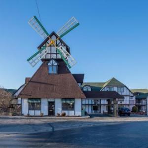 Windmill Inn & Suites