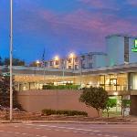 Beaumont Club Hotels - Holiday Inn At The Plaza