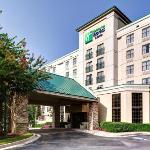 Tongue and Groove Atlanta Hotels - Holiday Inn Express Hotel & Suites Atlanta Buckhead