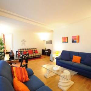 ELYSEES PONCELET FLAT near JO 2024