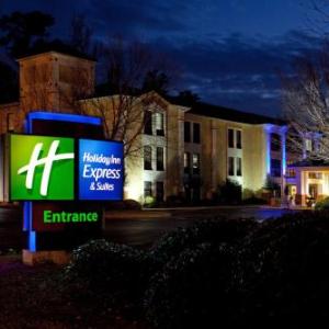 Holiday Inn Express Hotel & Suites Lexington-Hwy 378