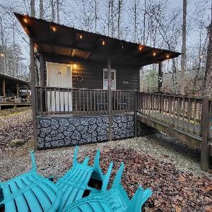 Pet Friendly Studio Cabin in Gatlinburg