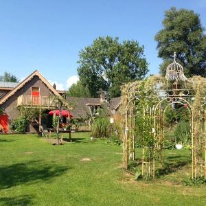 Reijgershof - Yurt Experience with garden view