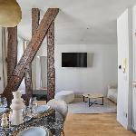 Charming 1BDR AC  Le Marais Centre de Paris