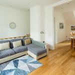 Elegant 4-Bed Islington Home with Garden
