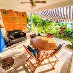 Appartement lumineux avec terrasse et piscine au Gosier