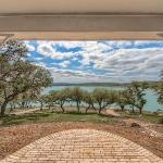 Tranquility by the Shore CL1105HC Home