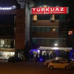 216 Turkuaz Suit Istanbul