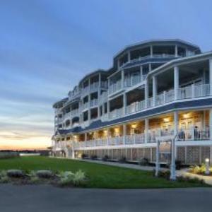 Madison Beach Hotel, Curio Collection by Hilton