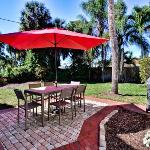 Hidden Treasure 740 Lantana Ave Private Cottage Gem in North Clearwater Beach 23133
