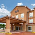 Comfort Inn & Suites Airport