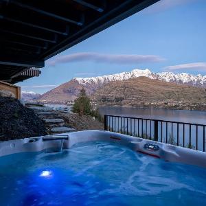 Toroa Chalet- Hot Tub- Gas Fire- BBQ- Free Parking