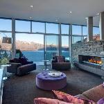 Villa Matau- Gas Fire- Lake Views- AC- BBQ 