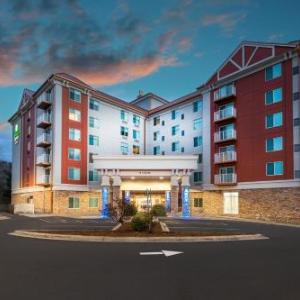 Holiday Inn Express & Suites Asheville Downtown