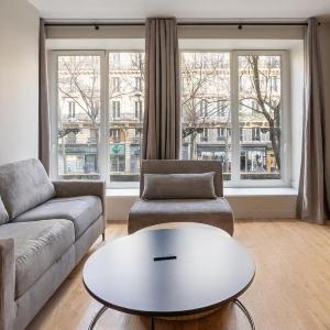 Beautiful Minimalist 1BD Apartment near Montmartre