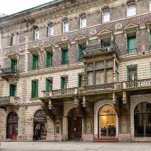 Opera residence (D10)