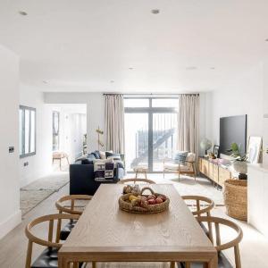 Tranquil Oasis – 2 Bedroom Flat by Kensington Gardens