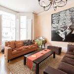 Inviting 1BD Hideaway Kensington Olympia! London 