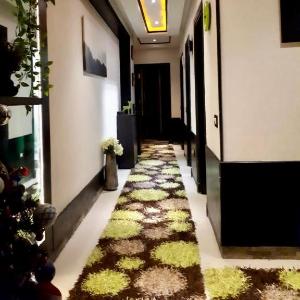 Royal apartment for family rent 6 October