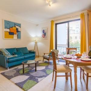 A Lovely Apart By The Sea Sliema - Happy Rentals