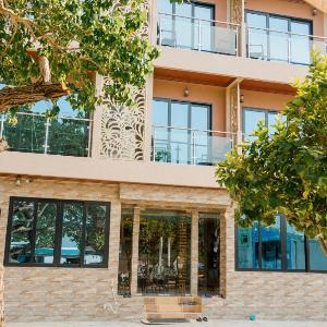 AIMI Beach Hotel Gulhi Island