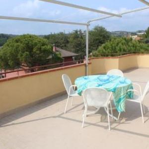 Numana 600 mt mare trilocale con ampia terrazza vista mare
