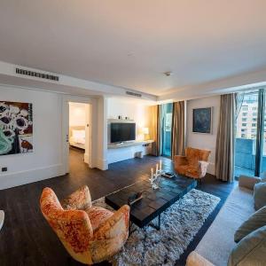 Amman Abdali Boulevard l Luxury l 1 BR Condo