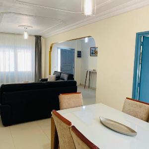 Villa M Douala Maison 3 Chambres Makepe
