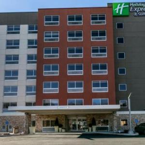 Holiday Inn Express & Suites JERSEY CITY NORTH - HOBOKEN hotel in Jersey City