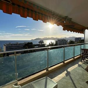 A069-Apt in residence with pool and sea view - Cannes