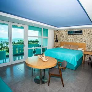 Enchanted 8 Jewel Luquillo Beachfront - Pool