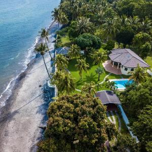 Villa Amani Vacation Beach House