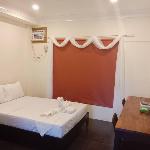 A\'s Azotea de Bohol-Luxury Suite Apt-5 -Hot Shower