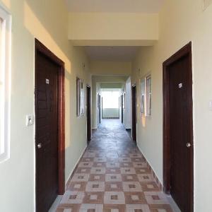 Hotel O S V Residency