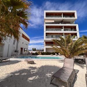 Sun Beach Apartments