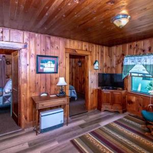 Bear Cub Cabin