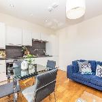 Modern Two Bedroom Apartment in Hammersmith - 207A London 