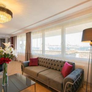 3 BR Exclusive Apartment Üsküdar