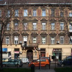 Michael Apartment with 2 Rooms near Gozsdu udvar