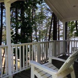 Waterfront studio with Private Porch #13 at Long Cove Resort