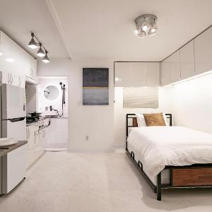 JTS Tailored Service Studio near Hyehwa Station