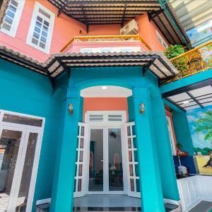 The Venia Urban Home
