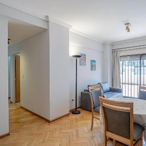 Apartamento con Terraza en Parque Centenario
